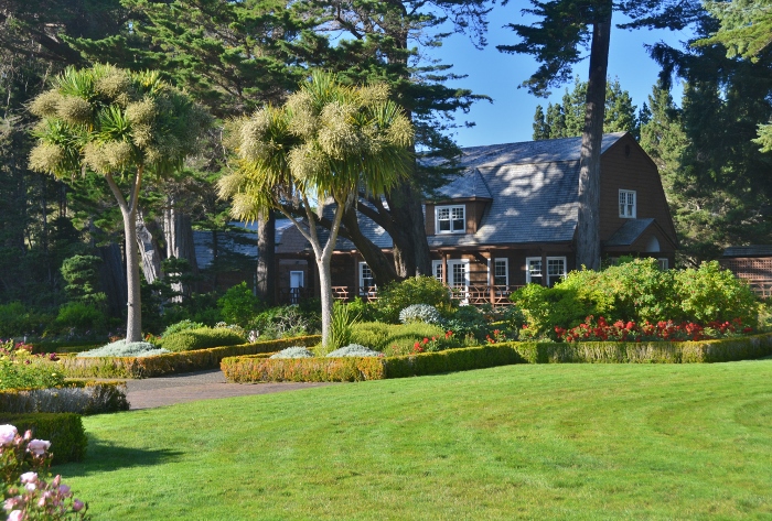 overview of cottage and gardens